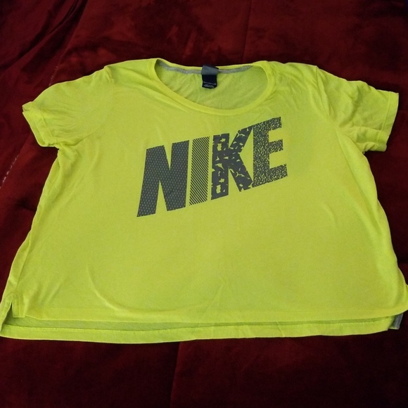 nike neon shirt womens